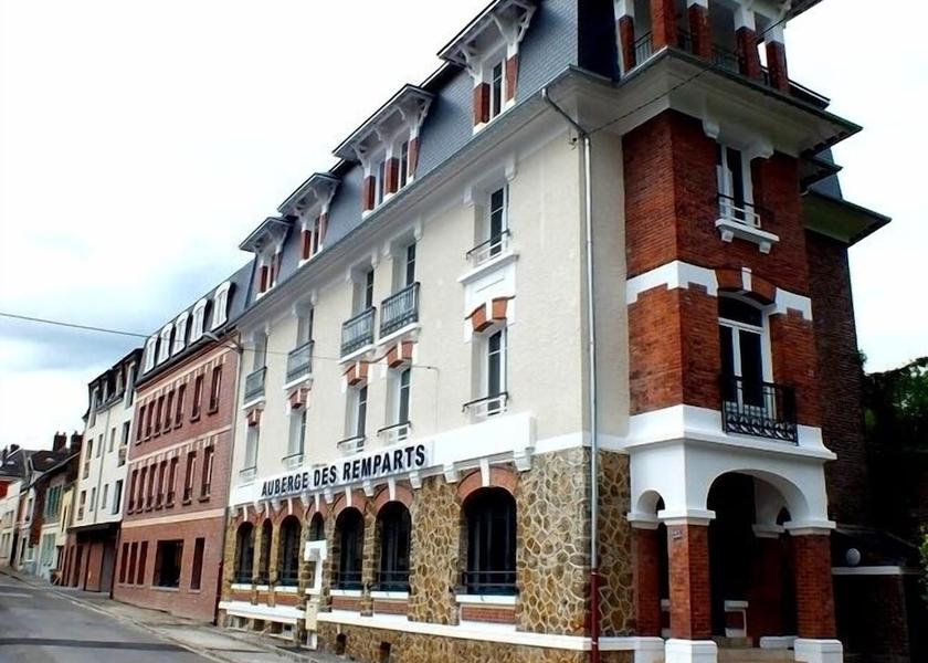 Hauts-de-France Peronne Facade