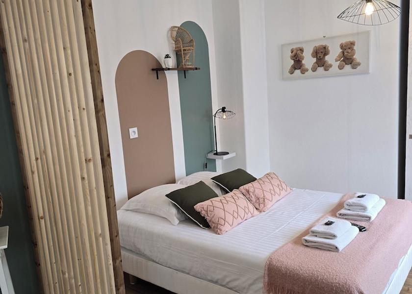 Normandy Arromanches-les-Bains Room