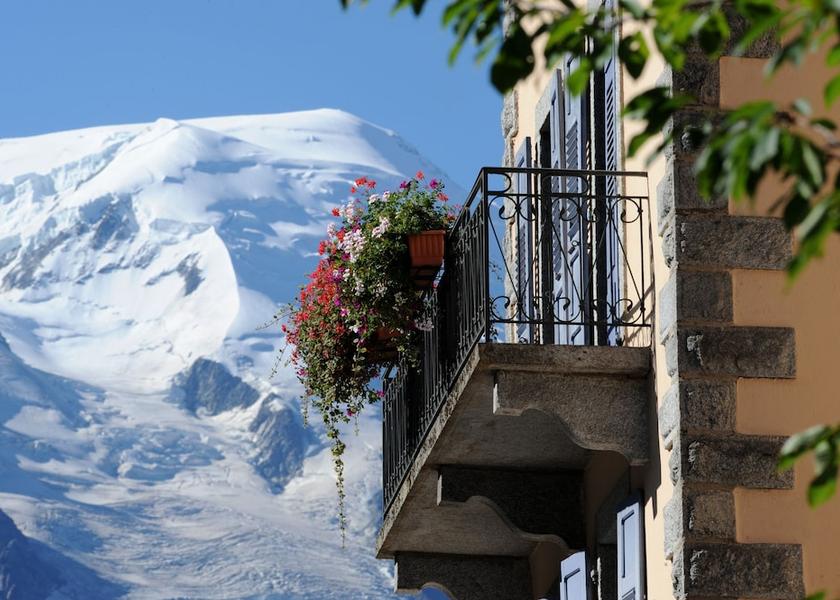 Auvergne-Rhône-Alpes Chamonix-Mont-Blanc Balcony
