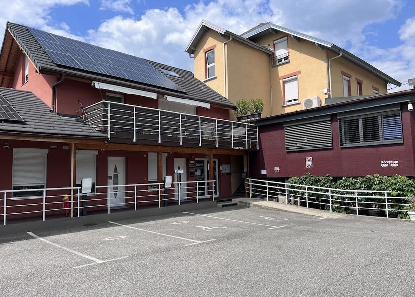 Auvergne-Rhone-Alpes Challes-les-Eaux Facade