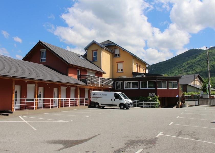 Auvergne-Rhone-Alpes Challes-les-Eaux Facade