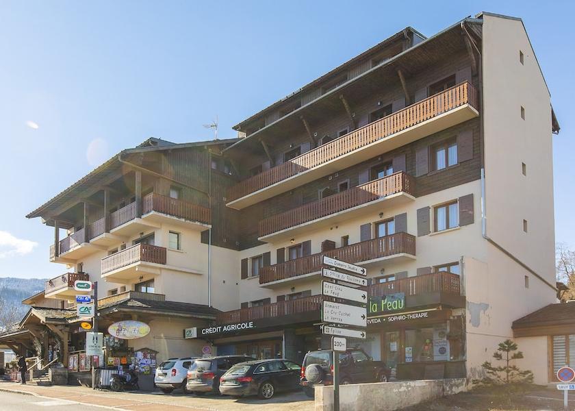 Auvergne-Rhone-Alpes Combloux Primary image