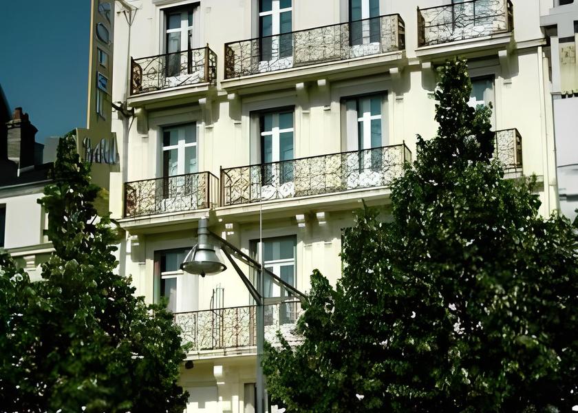 Grand Est Reims Hotel Exterior