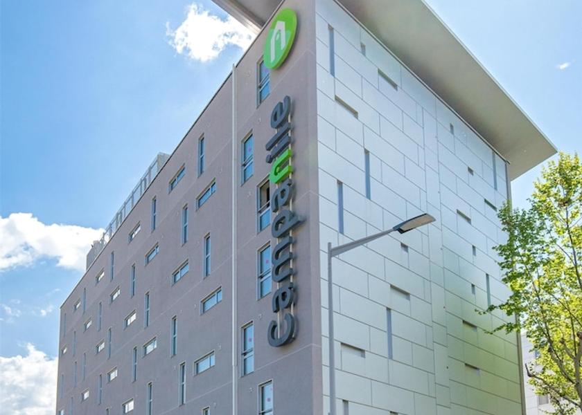 Auvergne-Rhône-Alpes Clermont-Ferrand Exterior Detail