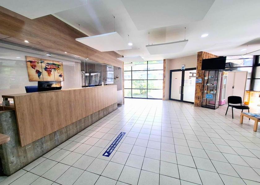 Grand Est Reims Reception