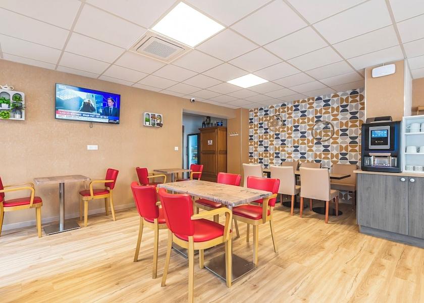 Grand Est Reims Living Area