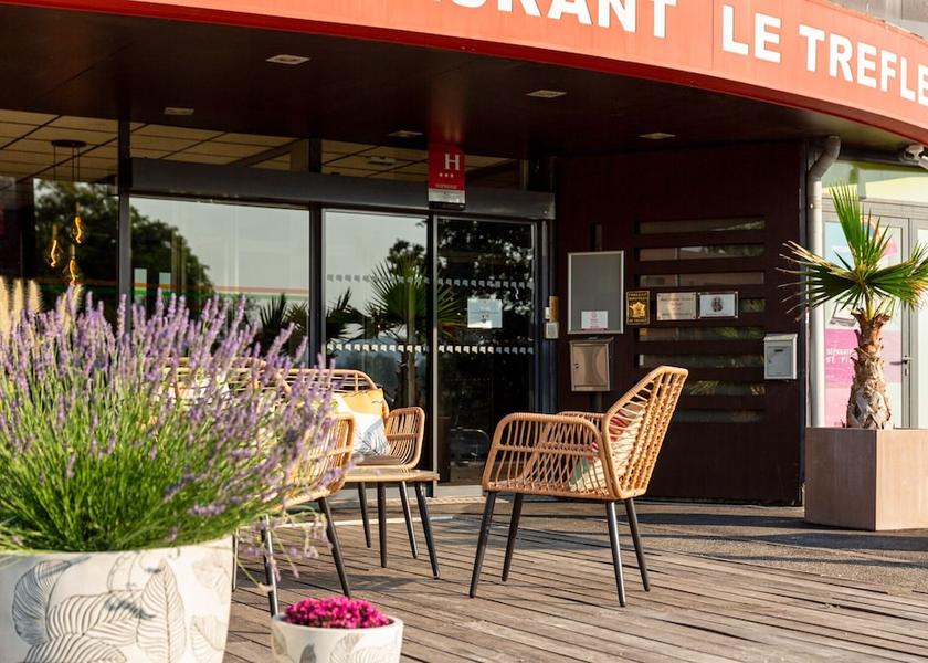 Occitanie Portet-sur-Garonne Exterior Detail