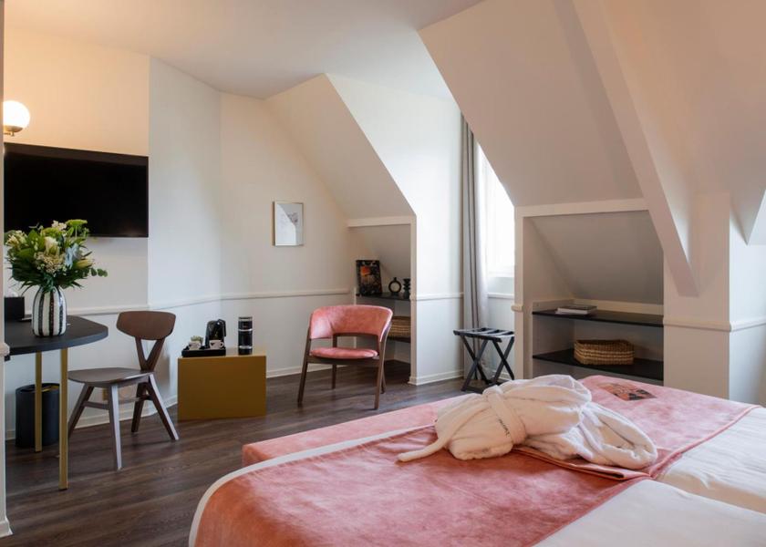 Nouvelle-Aquitaine Brive-la-Gaillarde Superior King Room