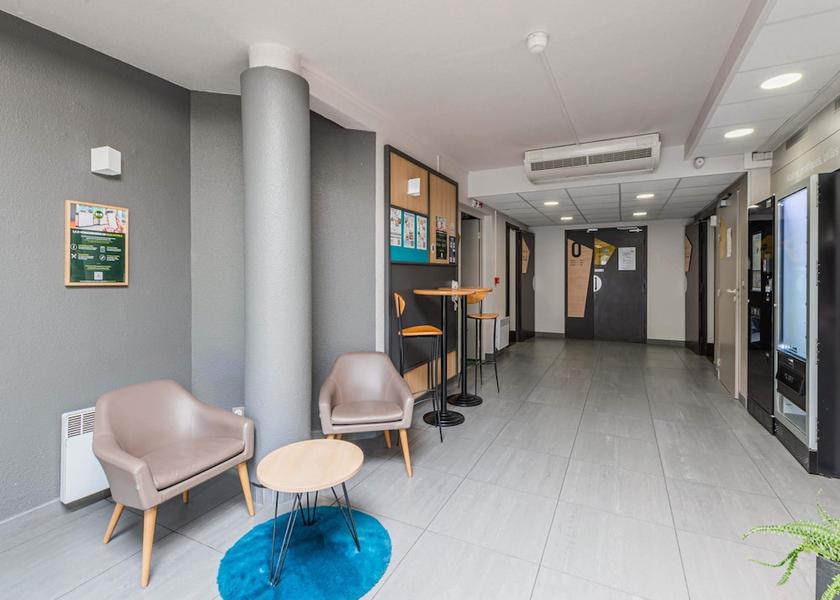 Grand Est Ostwald Lobby