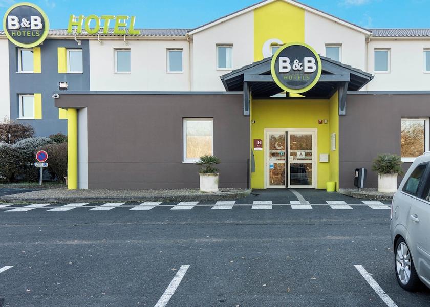 Nouvelle-Aquitaine Ussac Parking