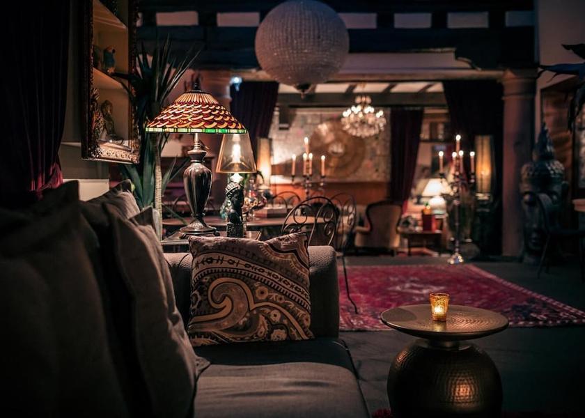 Grand Est Turckheim Lobby