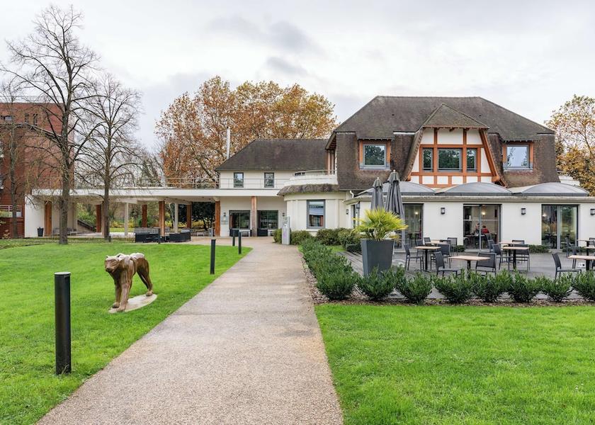 Ile-de-France Rueil-Malmaison Exterior Detail