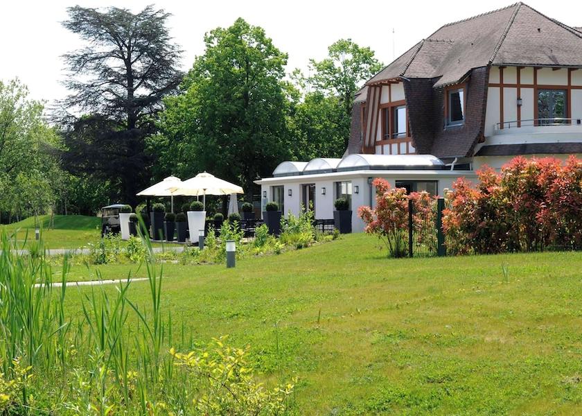 Ile-de-France Rueil-Malmaison Exterior Detail