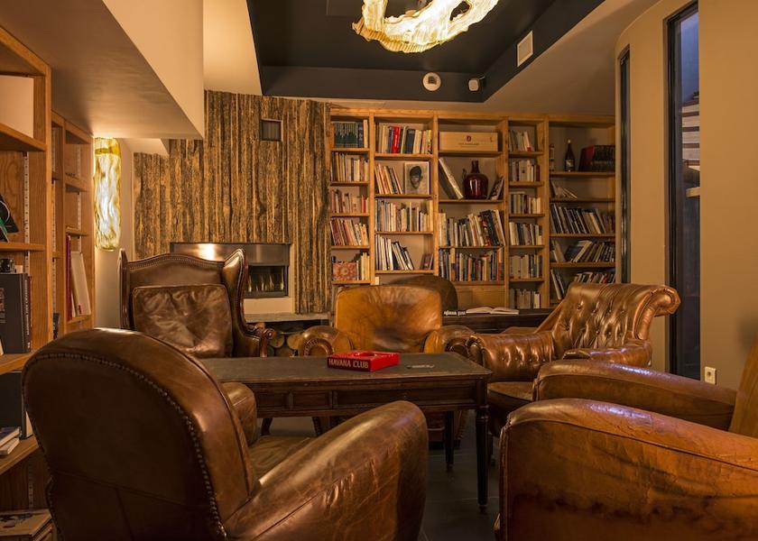 Occitanie Nîmes Lounge
