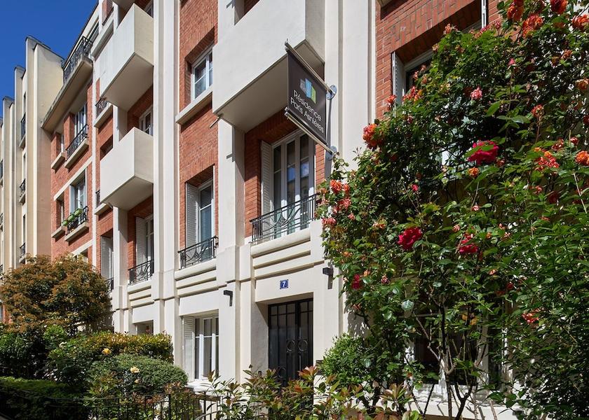 Île-de-France Asnieres-sur-Seine Front of property