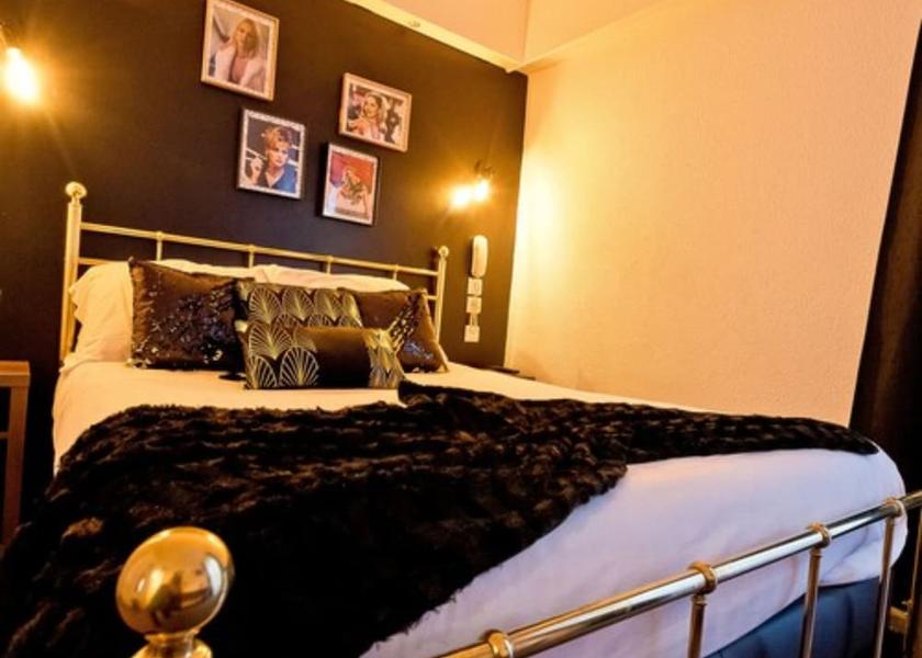 Provence - Alpes - Cote d'Azur Cannes Room