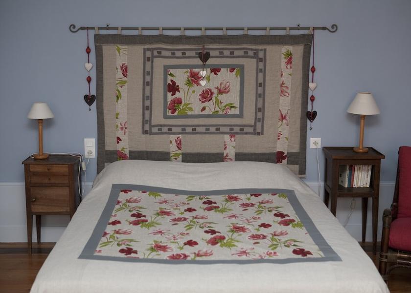 Bourgogne-Franche-Comte Cenans Room