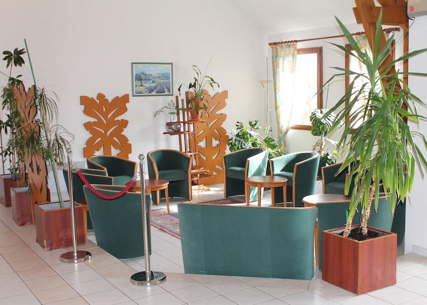 Centre-Loire Valley Ferrieres Amenity