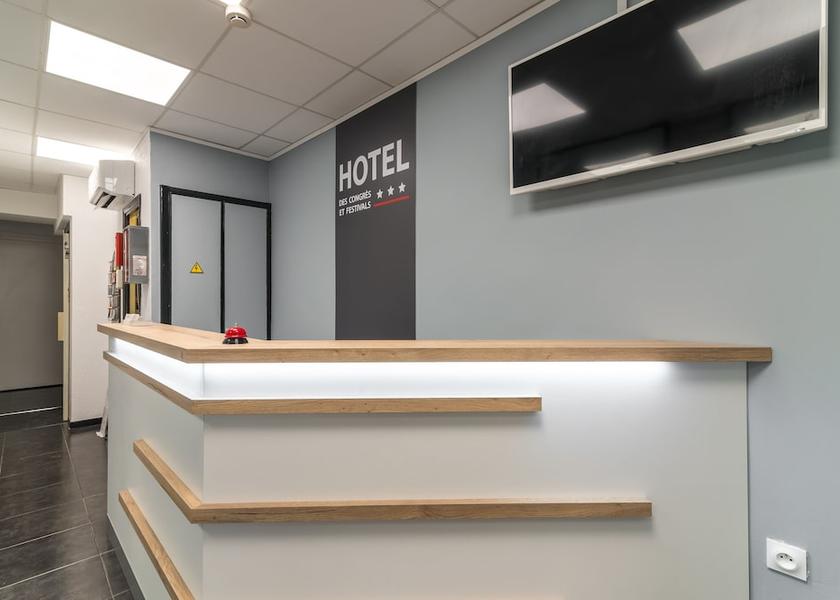 Provence - Alpes - Cote d'Azur Cannes Reception