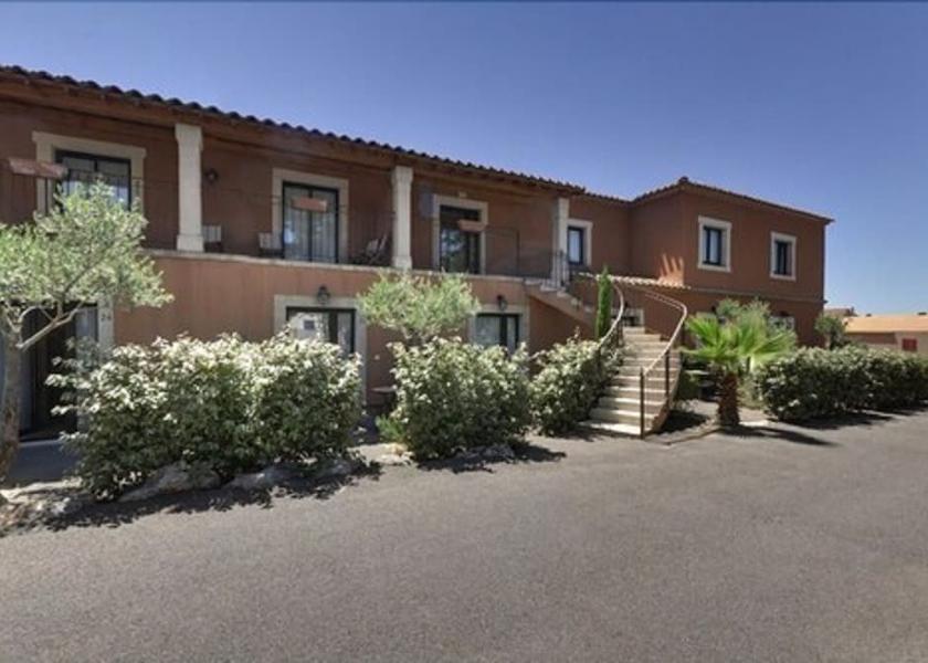 Occitanie Vinassan Facade