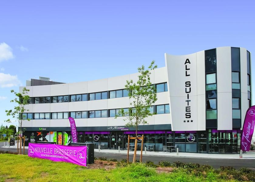 Nouvelle-Aquitaine Pessac Facade