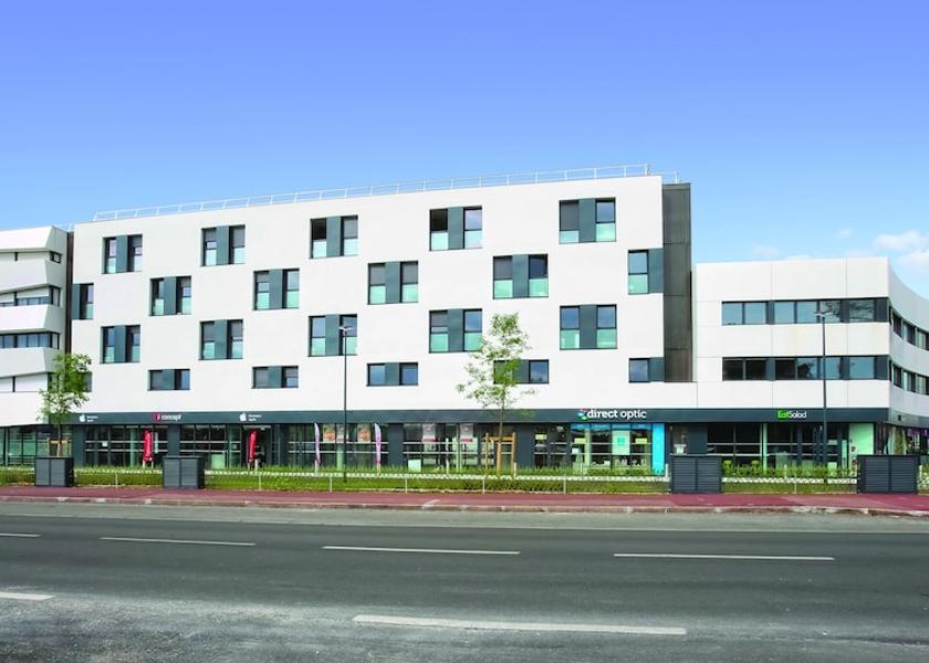 Nouvelle-Aquitaine Pessac Facade