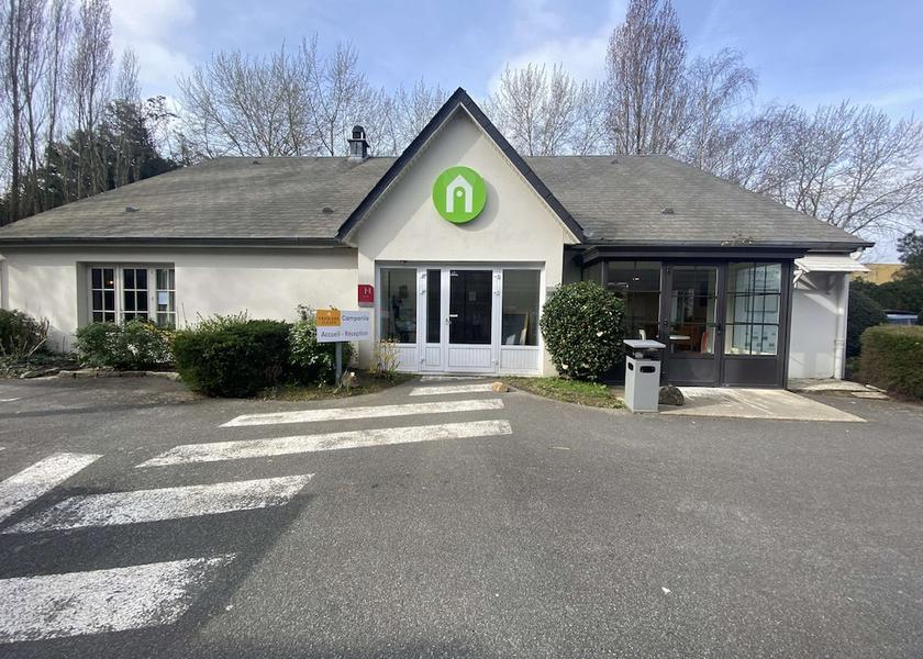 Pays de la Loire Reze Exterior Detail