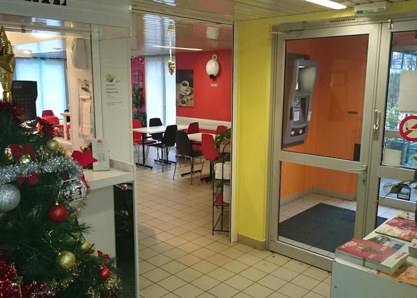 Grand Est Talange Lobby