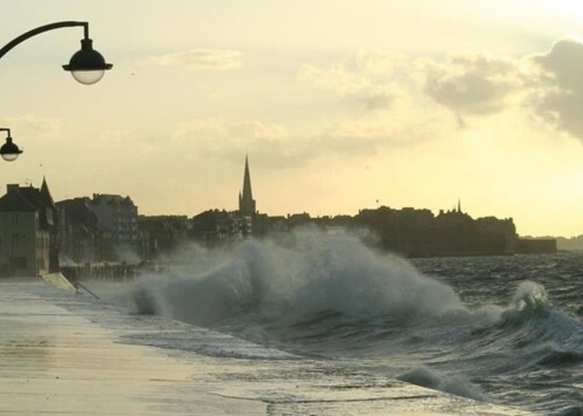 Brittany Saint-Malo Beach