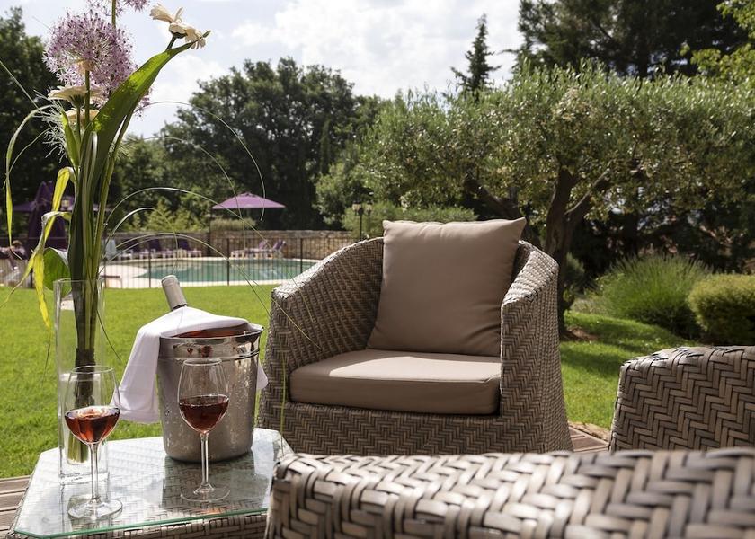 Occitanie Saint-Quentin-la-Poterie Restaurant