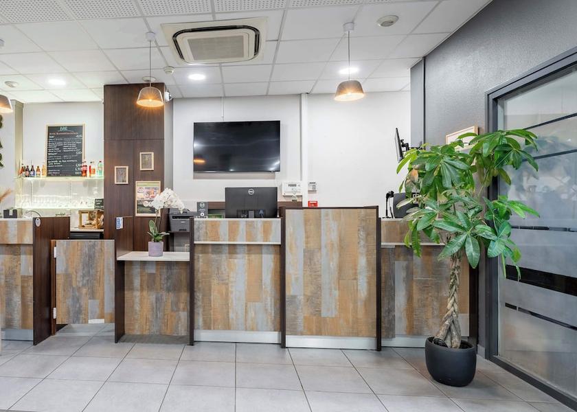 Hauts-de-France Louvroil Reception