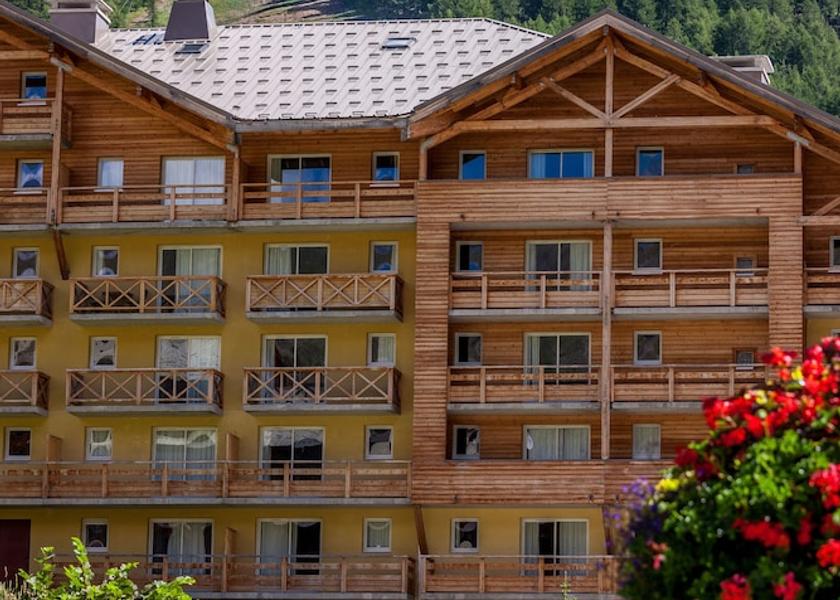 Provence - Alpes - Cote d'Azur Allos Facade