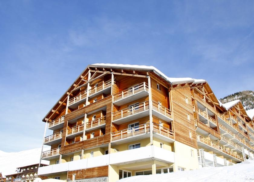 Provence - Alpes - Cote d'Azur Allos Facade