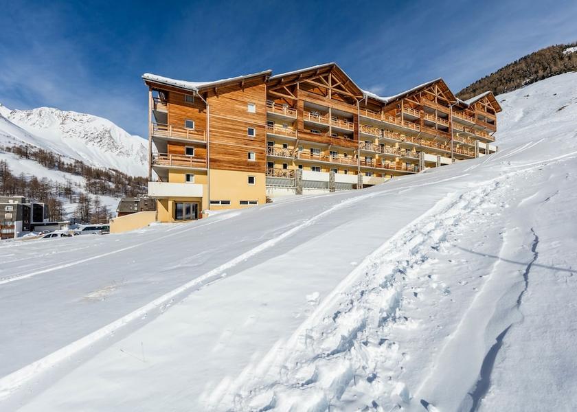 Provence - Alpes - Cote d'Azur Allos Facade