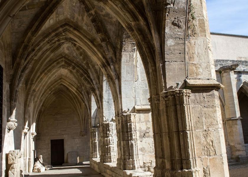 Occitanie Beziers Exterior Detail
