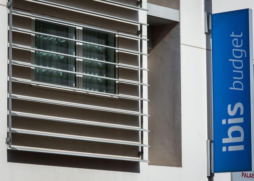 Occitanie Beziers Exterior Detail