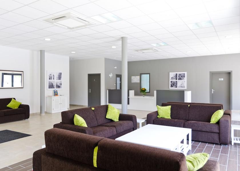 Brittany Saint-Malo Lobby