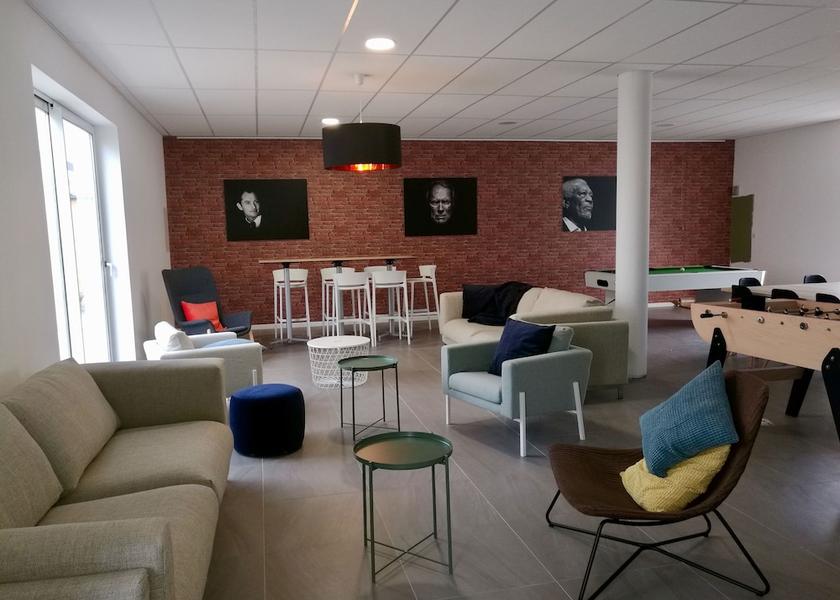 Provence-Alpes-Côte d'Azur Saint-Mitre-les-Remparts Lobby lounge