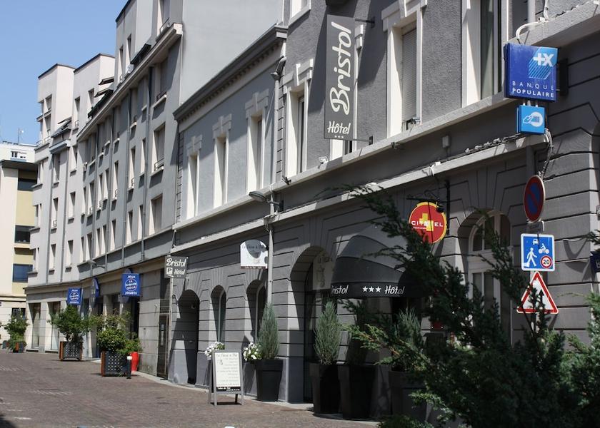 Bourgogne-Franche-Comte Montbeliard Facade