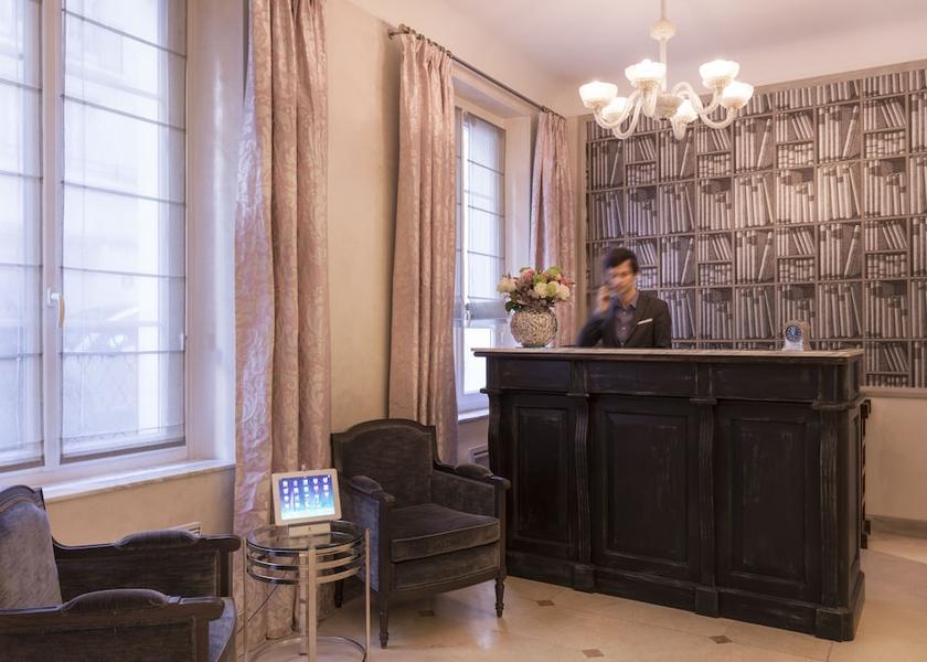 Ile-de-France Paris Reception
