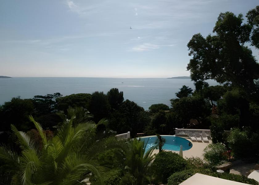 Var Sainte-Maxime surrounding environment