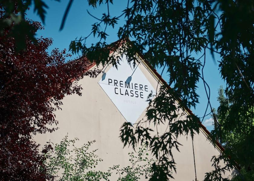 Grand Est Talange Exterior Detail