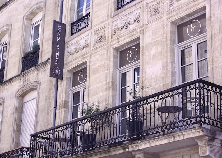 Nouvelle-Aquitaine Bordeaux Facade