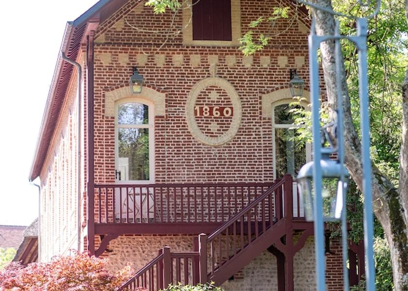 Normandy Honfleur Exterior Detail