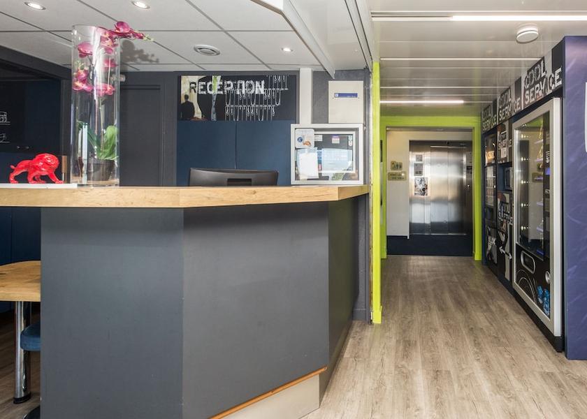 Auvergne-Rhone-Alpes Chaponnay Reception