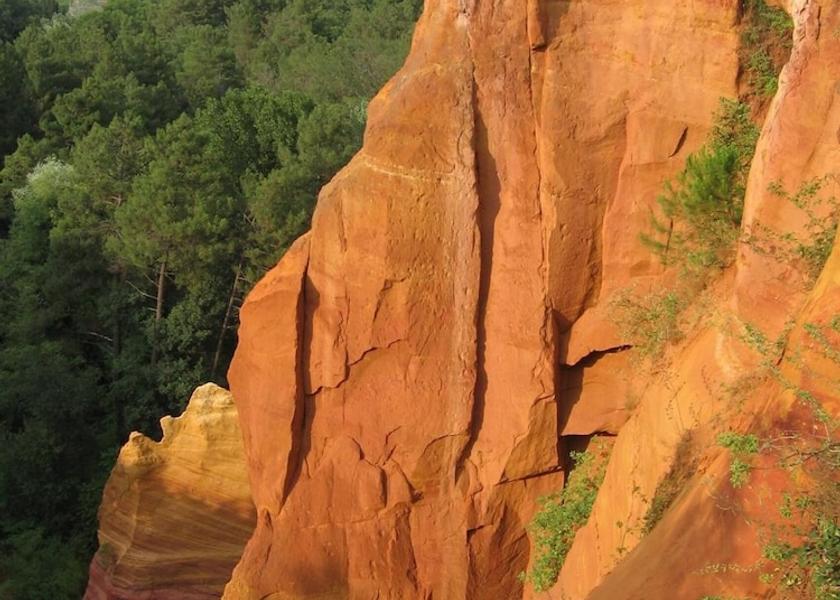 Provence - Alpes - Cote d'Azur Roussillon Hiking