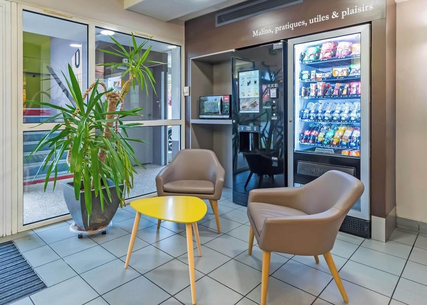 Brittany Tregueux Lobby