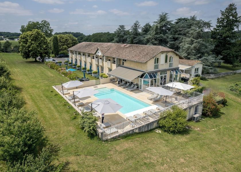 Nouvelle-Aquitaine Salleboeuf Facade
