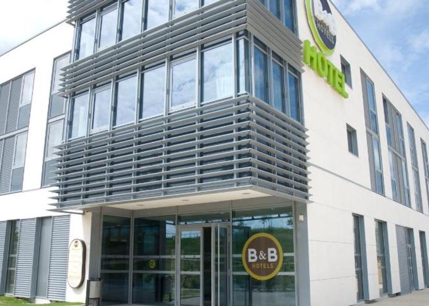 Grand Est Bezannes Entrance