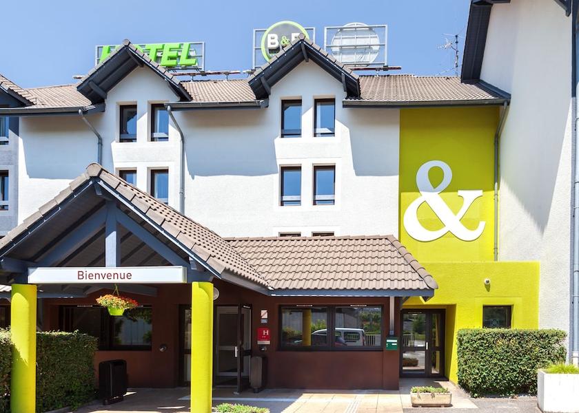 Auvergne-Rhone-Alpes Chambery Facade